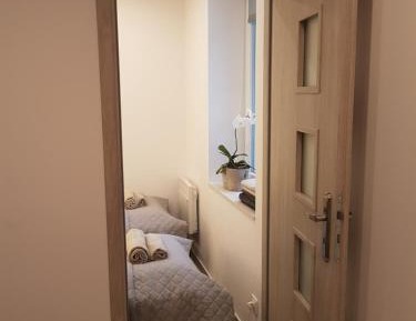 Apartment with Mountain View