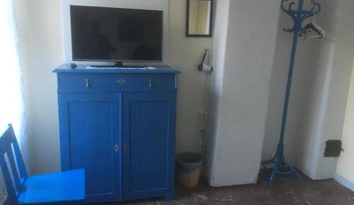 Twin Room with Shared Bathroom