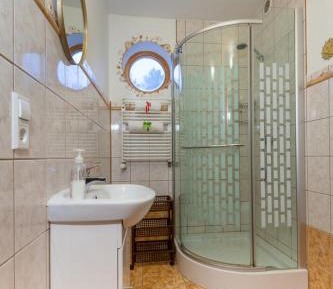 Twin Room with Private Bathroom