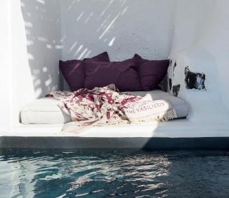 Efta Suite with Plunge Pool and Caldera View