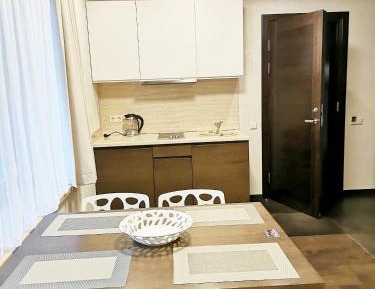 Apartment (2 Adults + 1 Child)