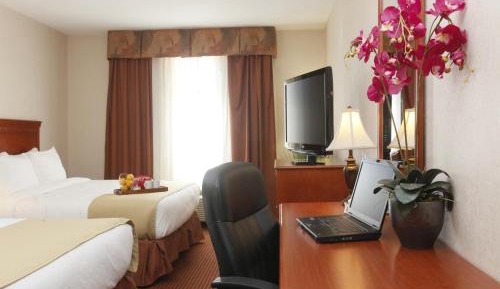 Queen Room with Two Queen Beds