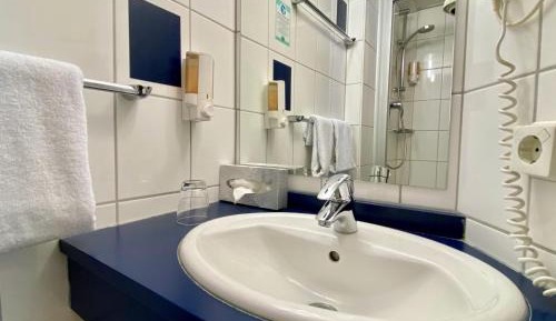 Economy Single Room