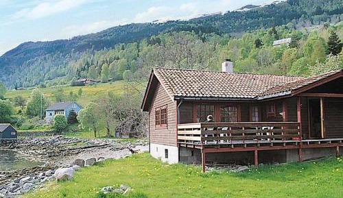 Three-Bedroom Holiday Home 