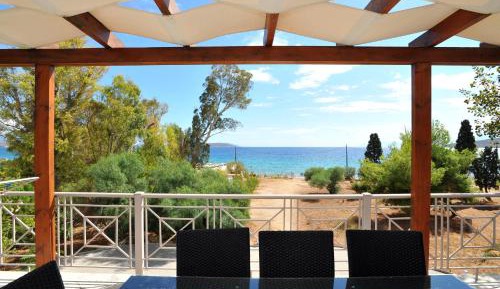 One-Bedroom Apartment with Sea View