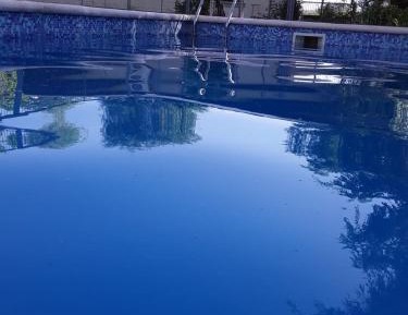 Family Room with Mountain View
