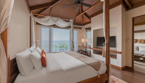 Ocean Front Private Pool Villa