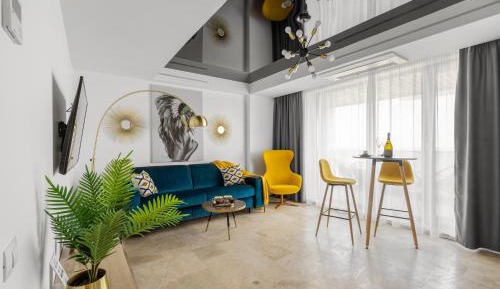 Two-Bedroom Luxury Apartment