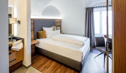 Superior Single Room