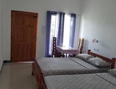 Triple Room with Garden View
