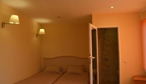 Double or Twin Room with City View