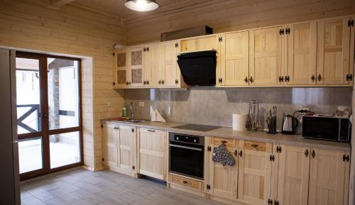 Three-Bedroom Cottage 1