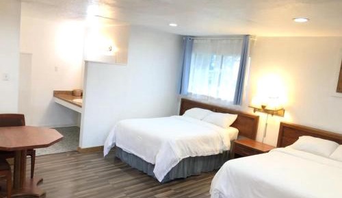 Two Double Beds - Non-Smoking