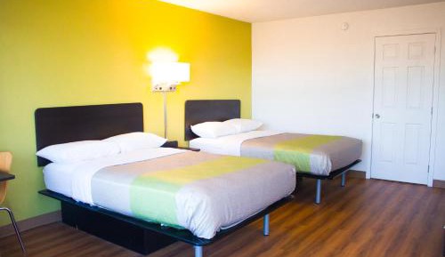 Deluxe Quadruple Room - Non-Smoking