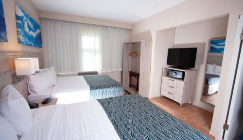 Double Queen Room
