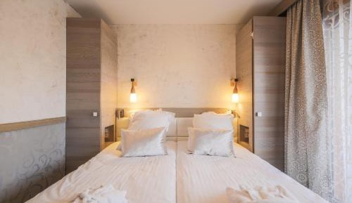 Prestige One-Bedroom Apartment (4 People)