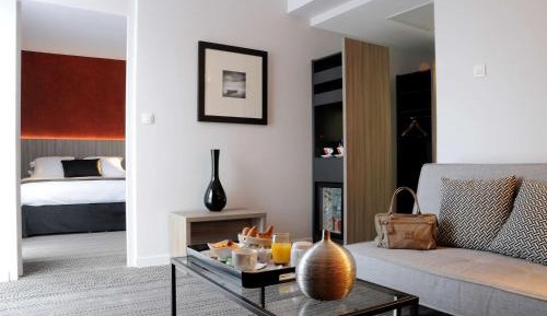 One Bedroom King Suite with Sofa Bed