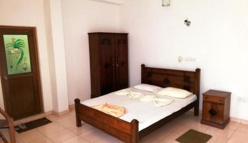 Basic Triple Room