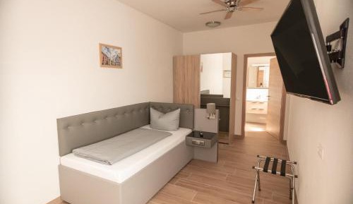 Single Room with Bathroom