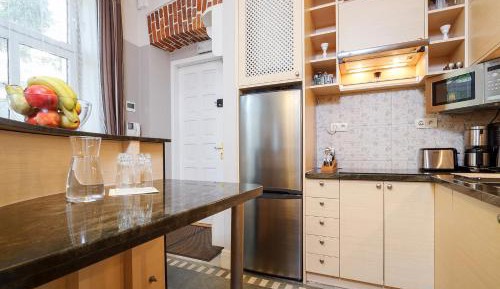 Deluxe Apartment with Balcony (6 Adults)