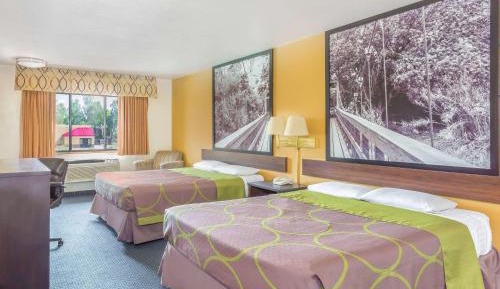 Queen Room with Two Queen Beds - Non-Smoking