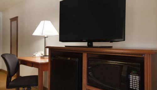 Queen Room - Non-Smoking