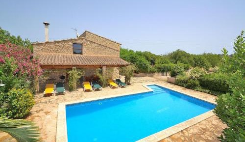 Three-Bedroom Townhouse