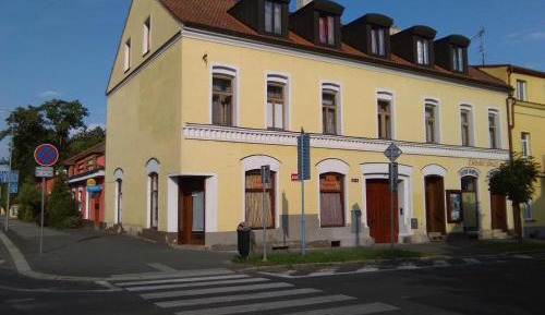 Two-Bedroom Apartment (4 Adults)