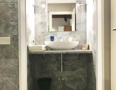 Queen Room with Garden View