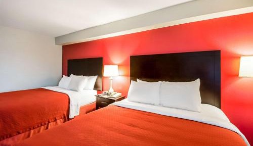 Deluxe Room with Two Queen Beds - Smoking