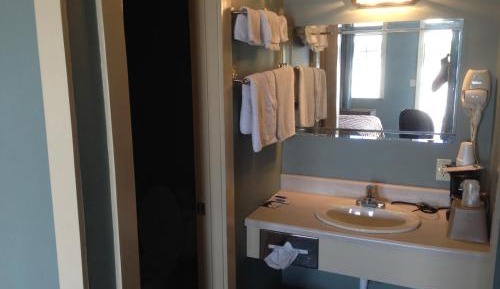 King Room - Non-Smoking