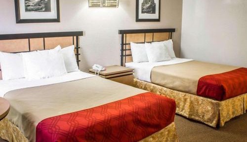 Double Room with Two Double Beds - Smoking