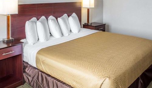 King Room - Non-Smoking