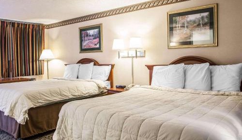 Double Room with Two Double Beds - Smoking