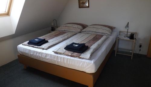 Apartment (4 Adults)