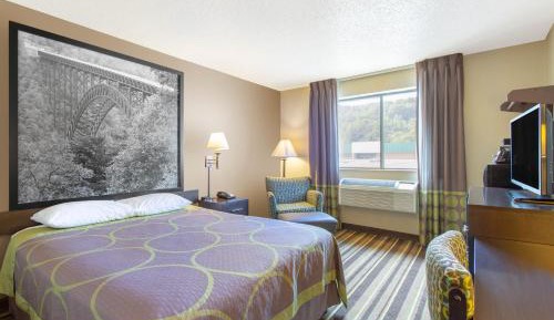 Queen Room - Disability Access/Non-Smoking