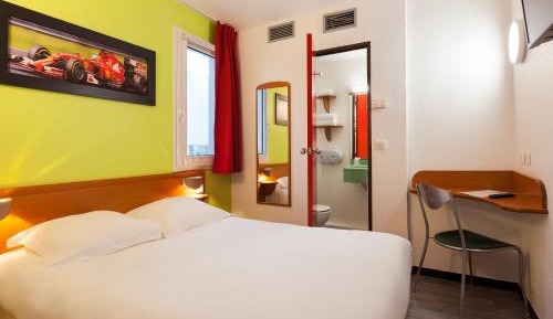 Double Room with Shared Shower