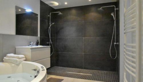 Deluxe Double Room with Bath