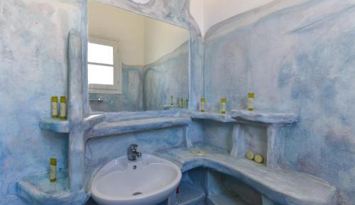 Two-Bedroom Apartment - Split Level