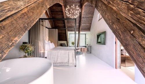 Double Room with Massage Bath and Sauna