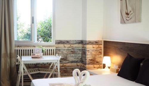 Double Room with Shared Bathroom