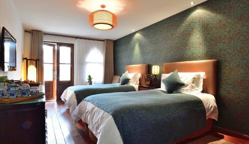 Courtyard View Twin Room