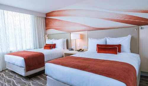 Sky Tower Two Deluxe Queen Beds