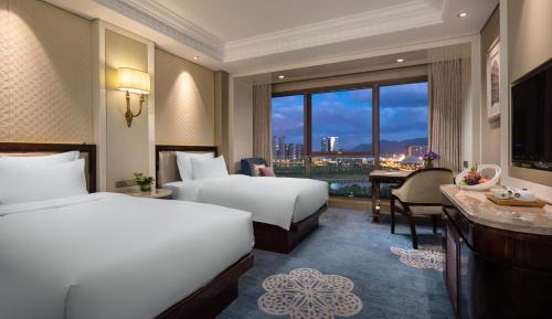 Deluxe Twin Room with River View