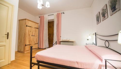 Double or Twin Room with Bathroom