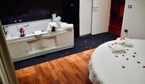 King Suite with Spa Bath