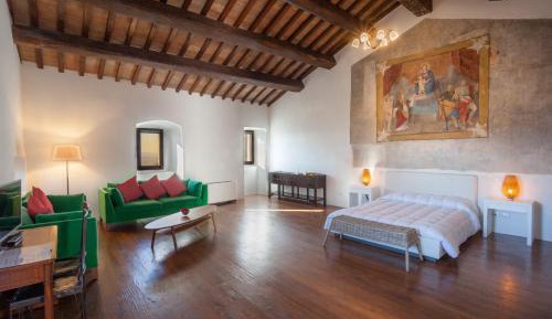 Suite with Mountain View