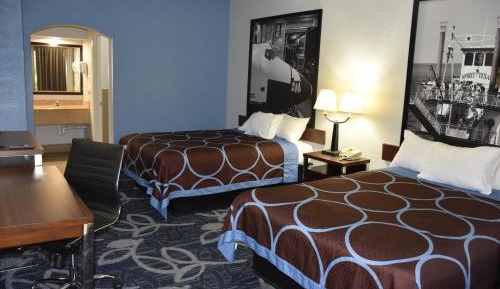 Double Room with Two Double Beds - Smoking