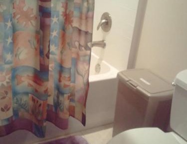 Twin Room with Bathroom - Non-Smoking