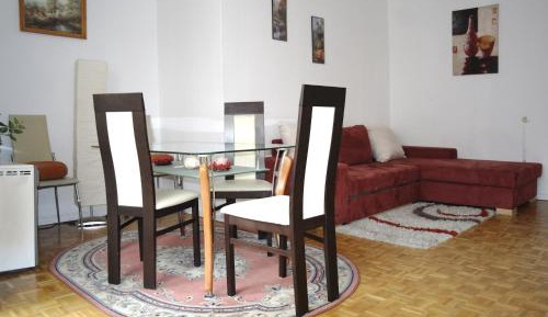 1-Room-Apartment